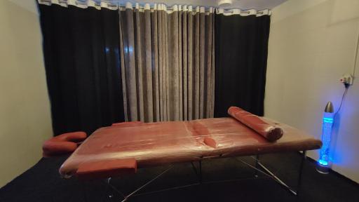 عکس سالن ماساژ آریان 