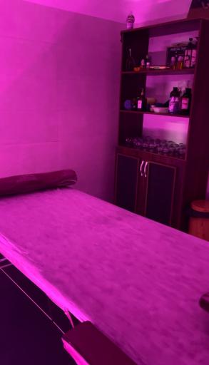 عکس سالن ماساژ آریان 