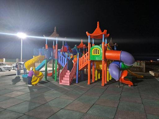 عکس پارک بازی کودک