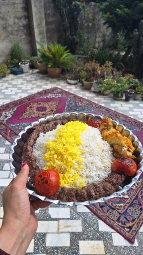 عکس آشپزخانه مرکزی احسان‌الملک 