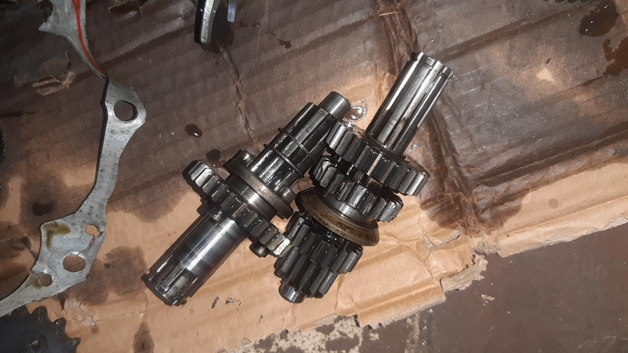 عکس تعمیرگاه موتورسیکلت های  