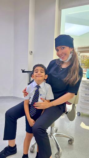 عکس دکتر روشنک منتظری هدشی متخصص دندانپزشکی کودکان