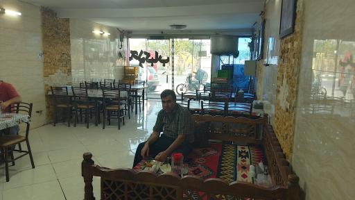 عکس رستوران بی نظیر آذربایجان