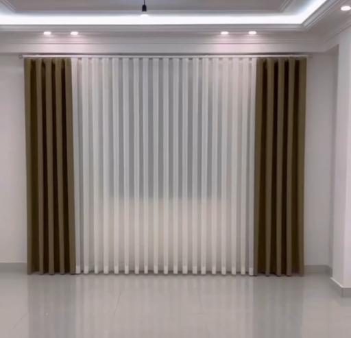 عکس پرده سرای قبادی 