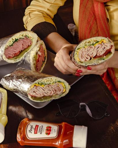 عکس فست فود ریواس