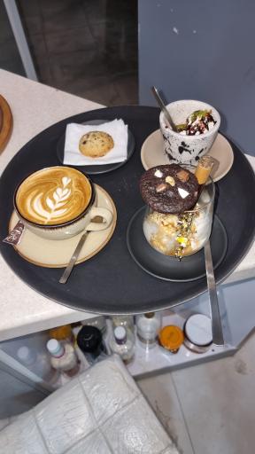 عکس ٱکافه آراک