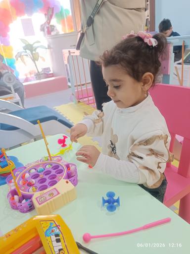 عکس خانه بازی کودک دردونه