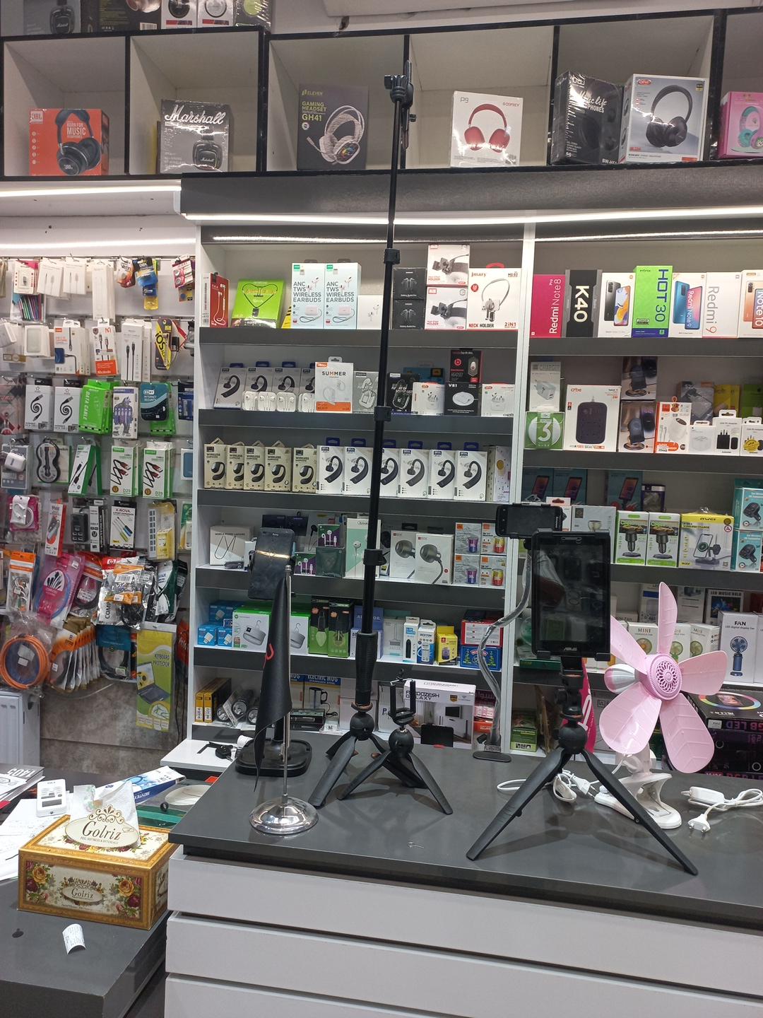 عکس فروشگاه موبایل بابک