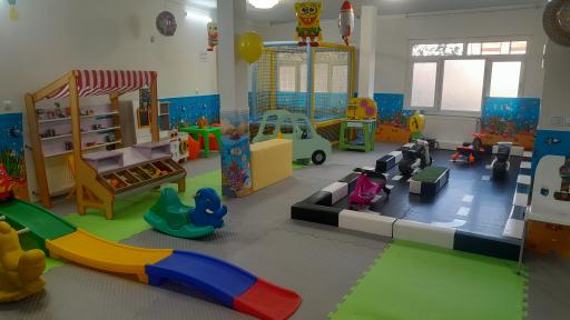 خانه بازی کلبه شادی