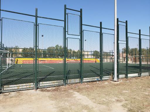 عکس زمین چمن مصنوعی پارک ولایت