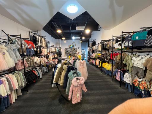 عکس بوتیک بچگانه لبخند