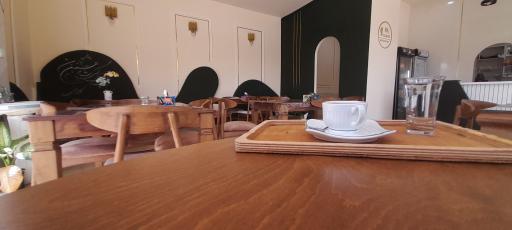 عکس کافه وی