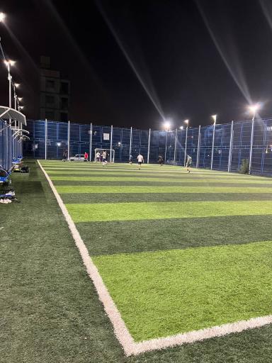 عکس چمن مصنوعی فوتبال غریب زاده