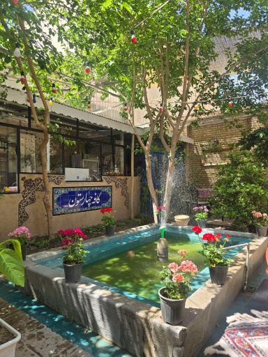 عکس هتل بومگردی و کافه چهارستون