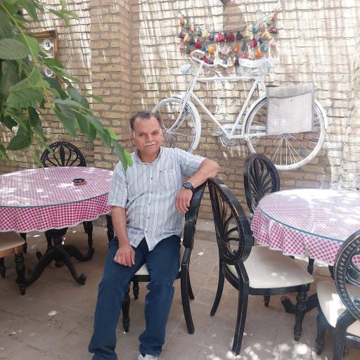 عکس هتل بومگردی و کافه چهارستون