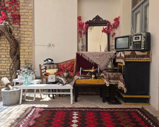 عکس هتل بومگردی و کافه چهارستون