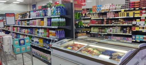 عکس فروشگاه زنجیره ای هفت 