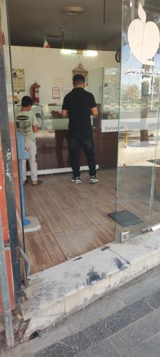 عکس مجتمع تولیدی نان و شیرینی مه ولات