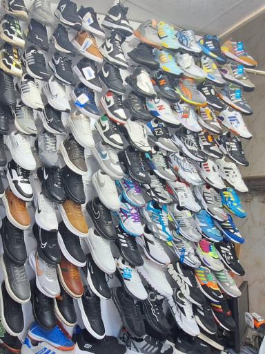 عکس کفش و کتانی مهدی