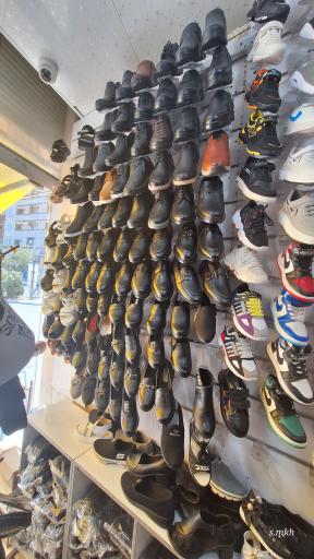 عکس کفش و کتانی مهدی