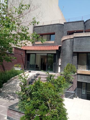 دندانپزشکی بزرگمهر