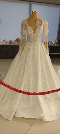 عکس مزون لباس عروس ایده ال پلاس