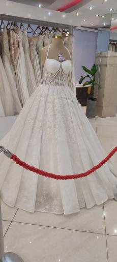 عکس مزون لباس عروس ایده ال پلاس