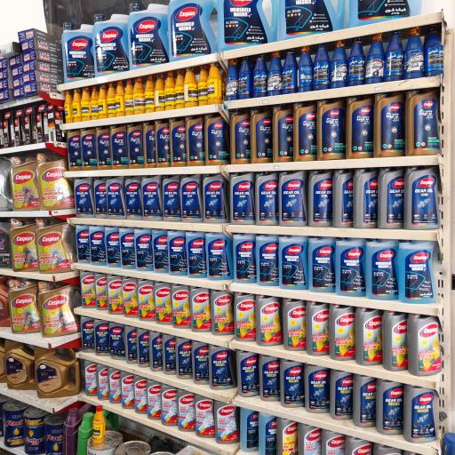 عکس تعویض روغن حسن مقتدایی