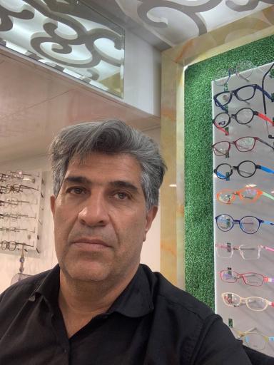 عکس عینک چشم شیشه ای