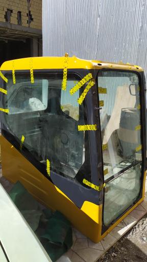 عکس شیشه اتومبیل نعمتی