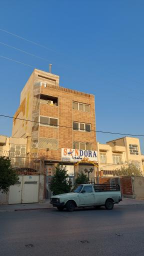 عکس فروشگاه پیکو کالر شیراز