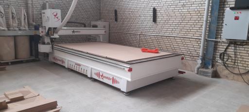 عکس خدمات سی ان سی فرشید