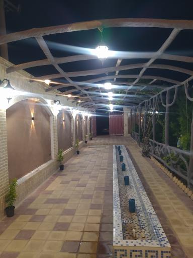 عکس سفره خانه سنتی پاشا