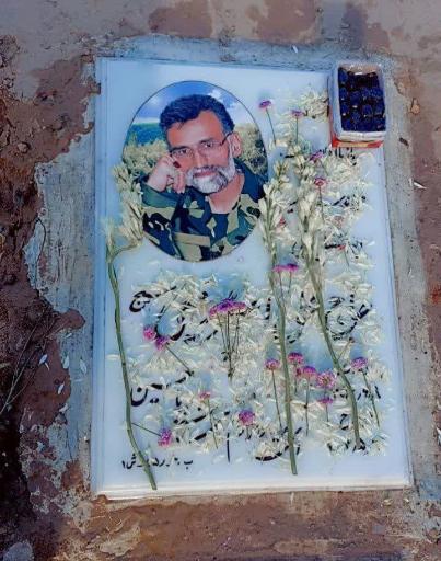 عکس مزار علی اصغر رفیعی 