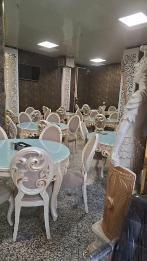 رستوران گلپایگانی (نان داغ کباب داغ)