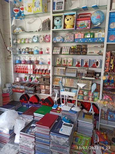 عکس لوازم تحریر مرکزی نارویی