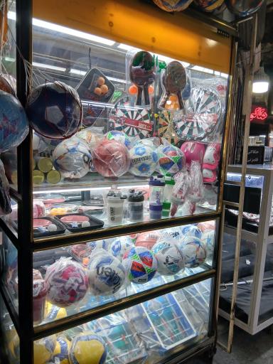 عکس فروشگاه ورزشی فلاح