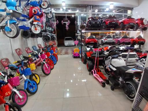 عکس فروشگاه بی بی لند