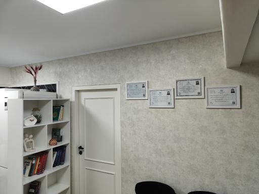 عکس کلینیک خدمات روانشناسی و مشاوره دکتر نینا صادقی