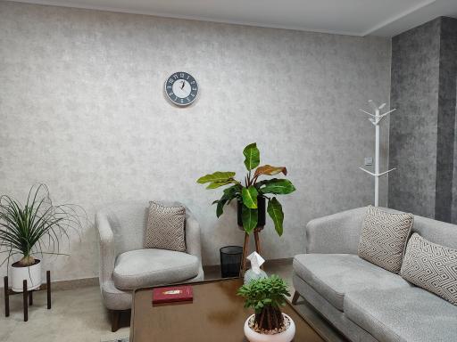 کلینیک خدمات روانشناسی و مشاوره دکتر نینا صادقی