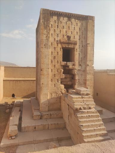 عکس کعبه زرتشت