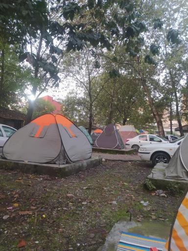 عکس کمپ اسکان مسافر پارک ملت رشت