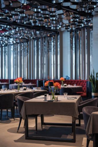 عکس رستوران نوول لانژ