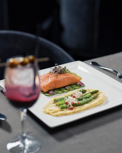 عکس رستوران نوول لانژ