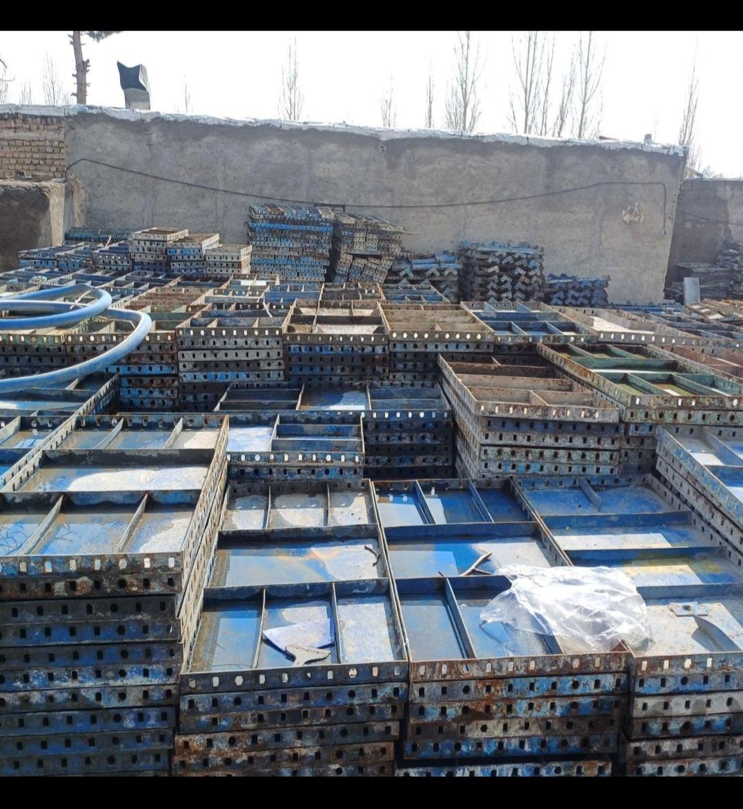 عکس انبار اجاره لوازم قالب بندی و تجهیزات بتنی پرند