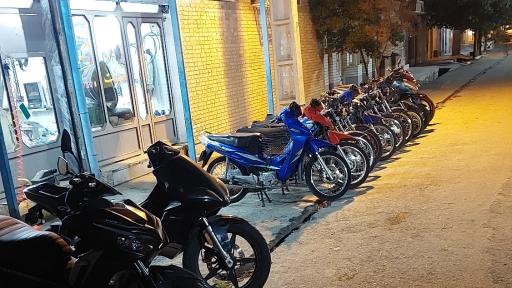 عکس تعمیرگاه موتورسیکلت محسن