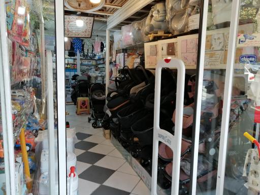 عکس فروشگاه بزرگ شرق (دلیجان)