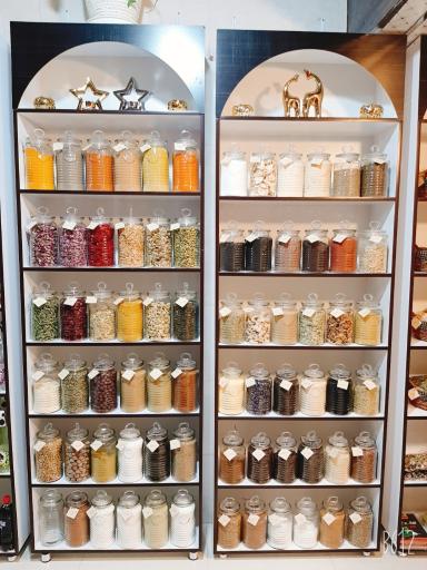 عکس عطاری ابن سینا