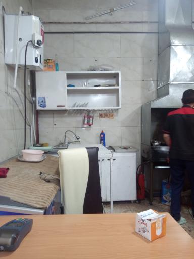 عکس کبابی و جگرکی مصطفی