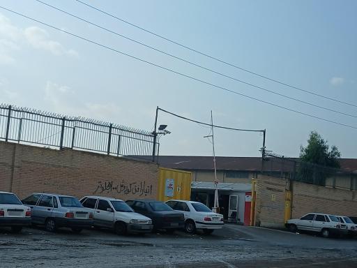 عکس انبار فروشگاه زنجیره ای جانبو ۱